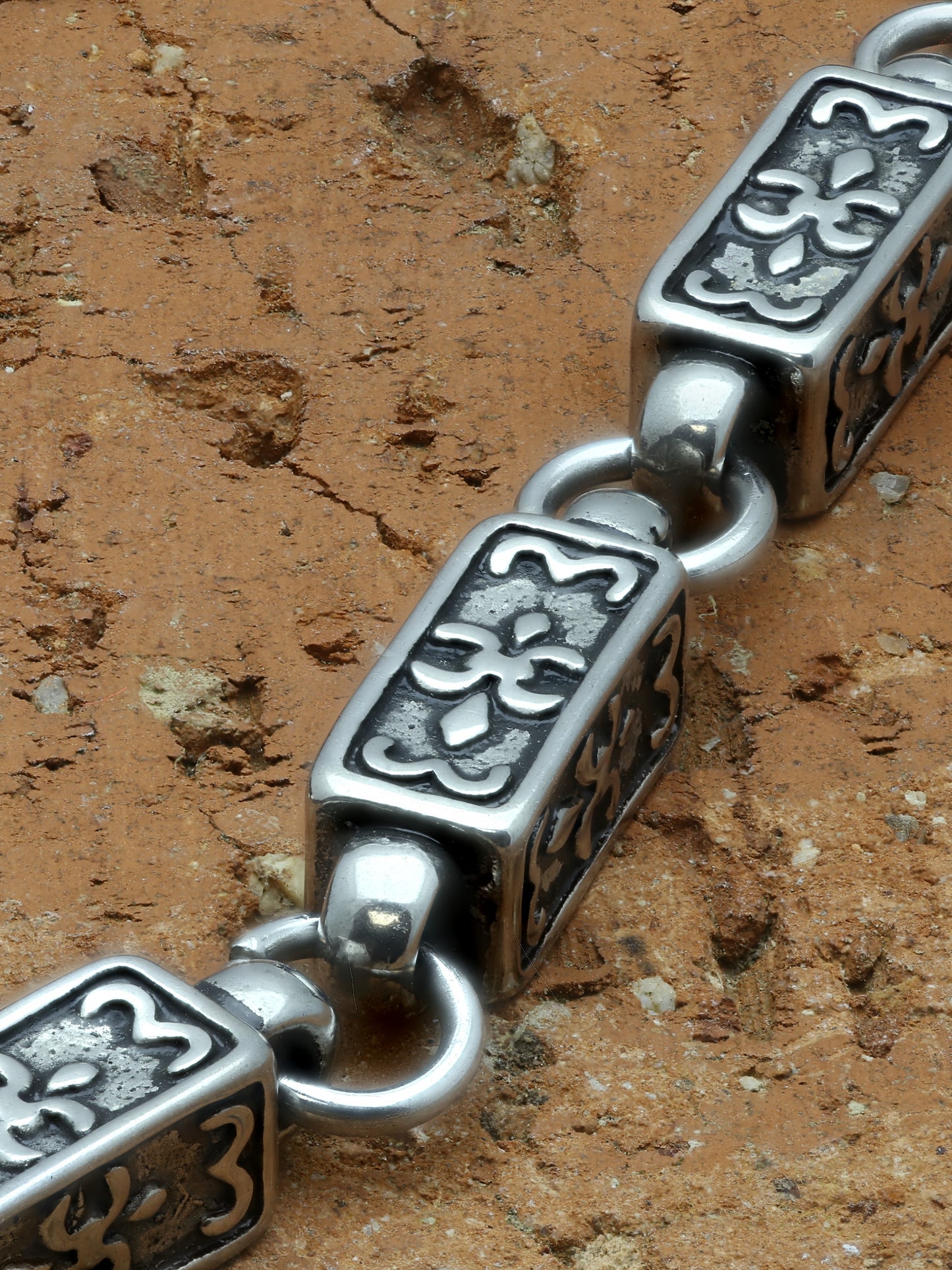 Stainless Steel Rectangular Fleur De Lis Link Chain Bracelet - 8.5 Inch Length