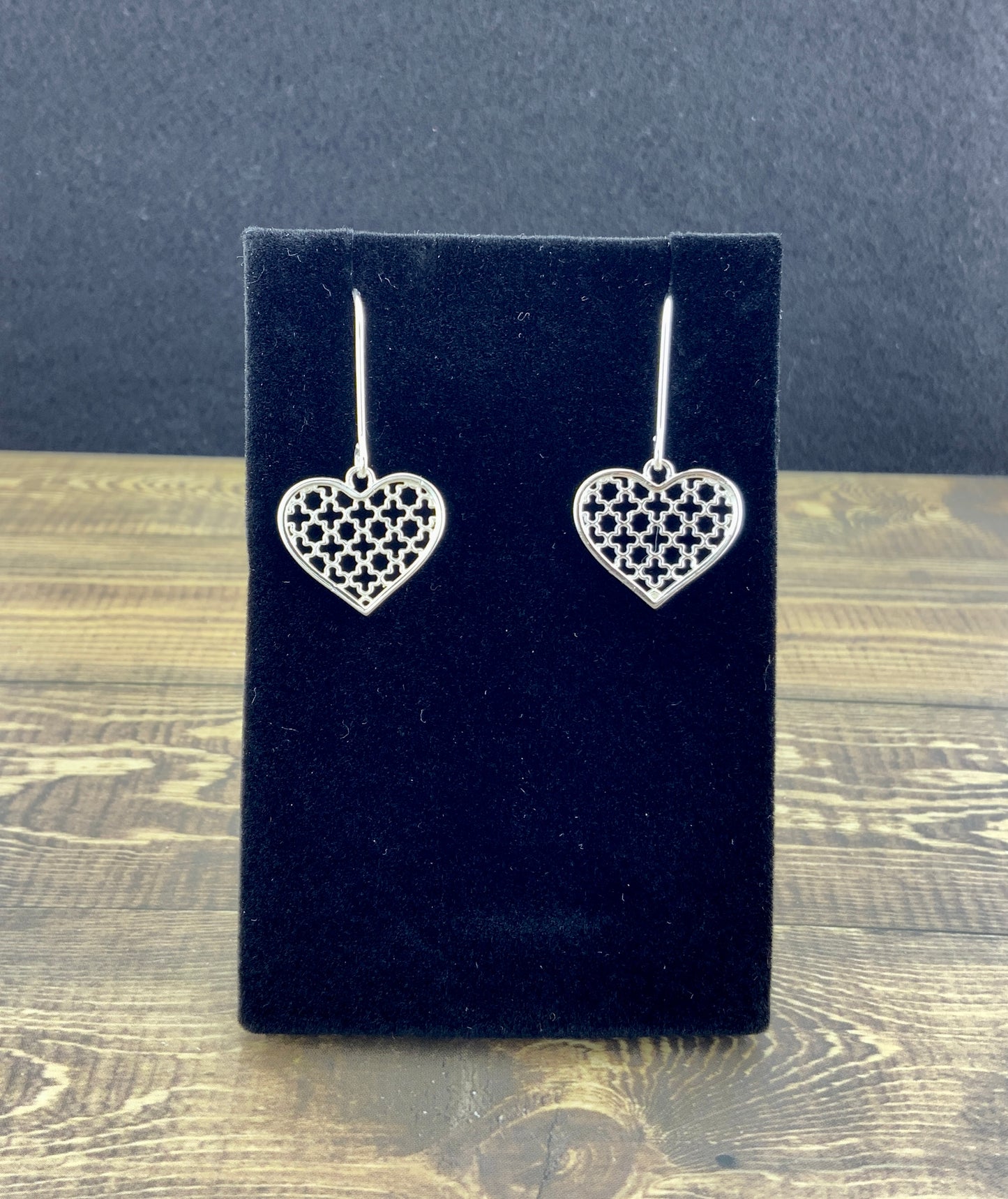 Sterling Silver Womens Clover Pattern Dangling Heart Fishhook Earrings