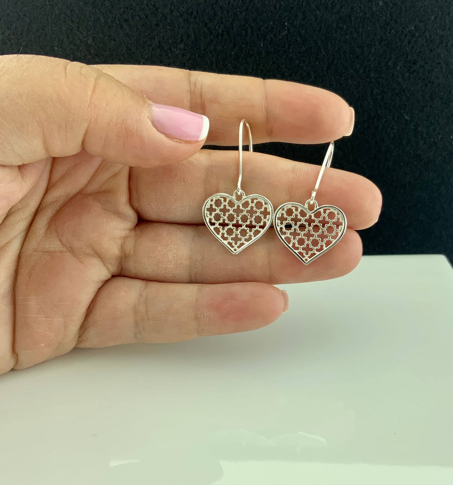 Sterling Silver Womens Clover Pattern Dangling Heart Fishhook Earrings