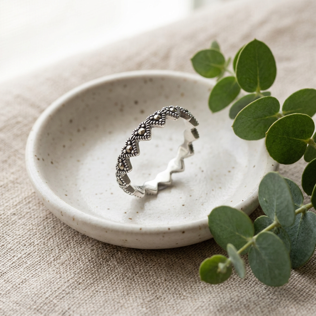 Sterling Silver 3.7mm Marcasite Heart Eternity Stacking Band Ring for Women life2
