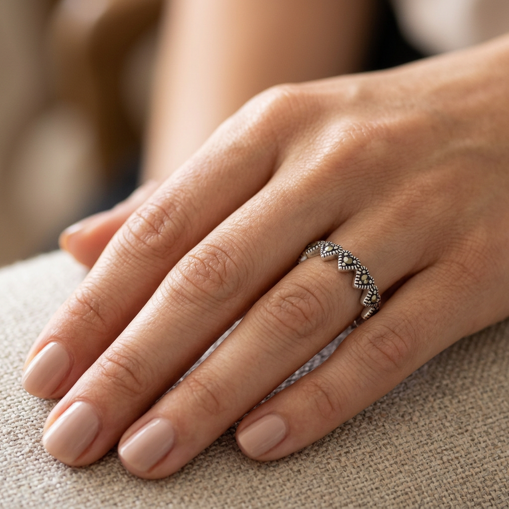 Sterling Silver 3.7mm Marcasite Heart Eternity Stacking Band Ring for Women model