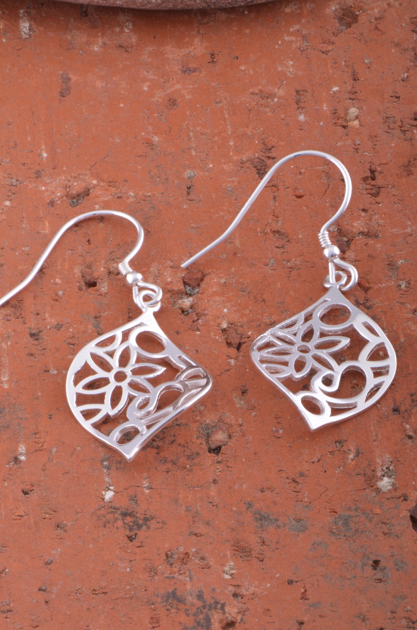 Sterling Silver Girls Retro Hipster Filigree Flower Dangle Earrings - 22mm