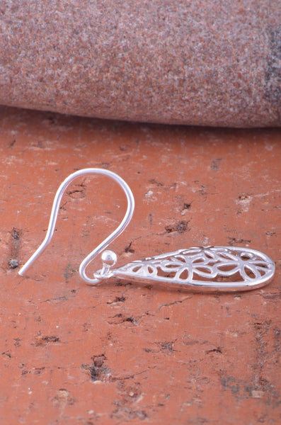 Sterling Silver Girls Medium Hipster Daisy Flower Dangle Earrings
