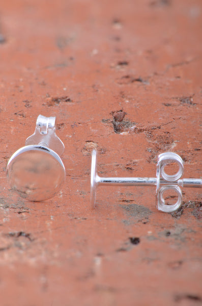 Sterling Silver Ladies Dainty Circle Dot Stud Earrings