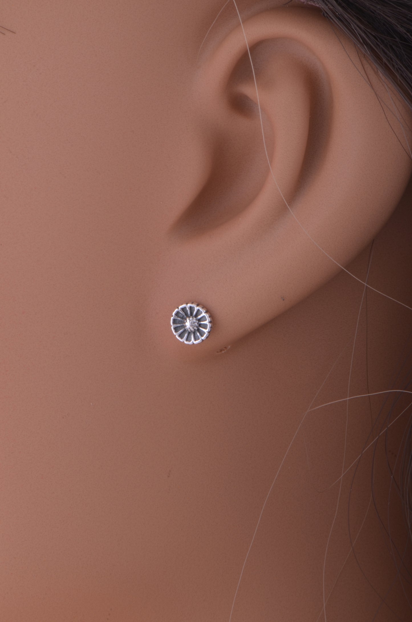 Sterling Silver Girls Dainty Daisy Flower Stud Earrings