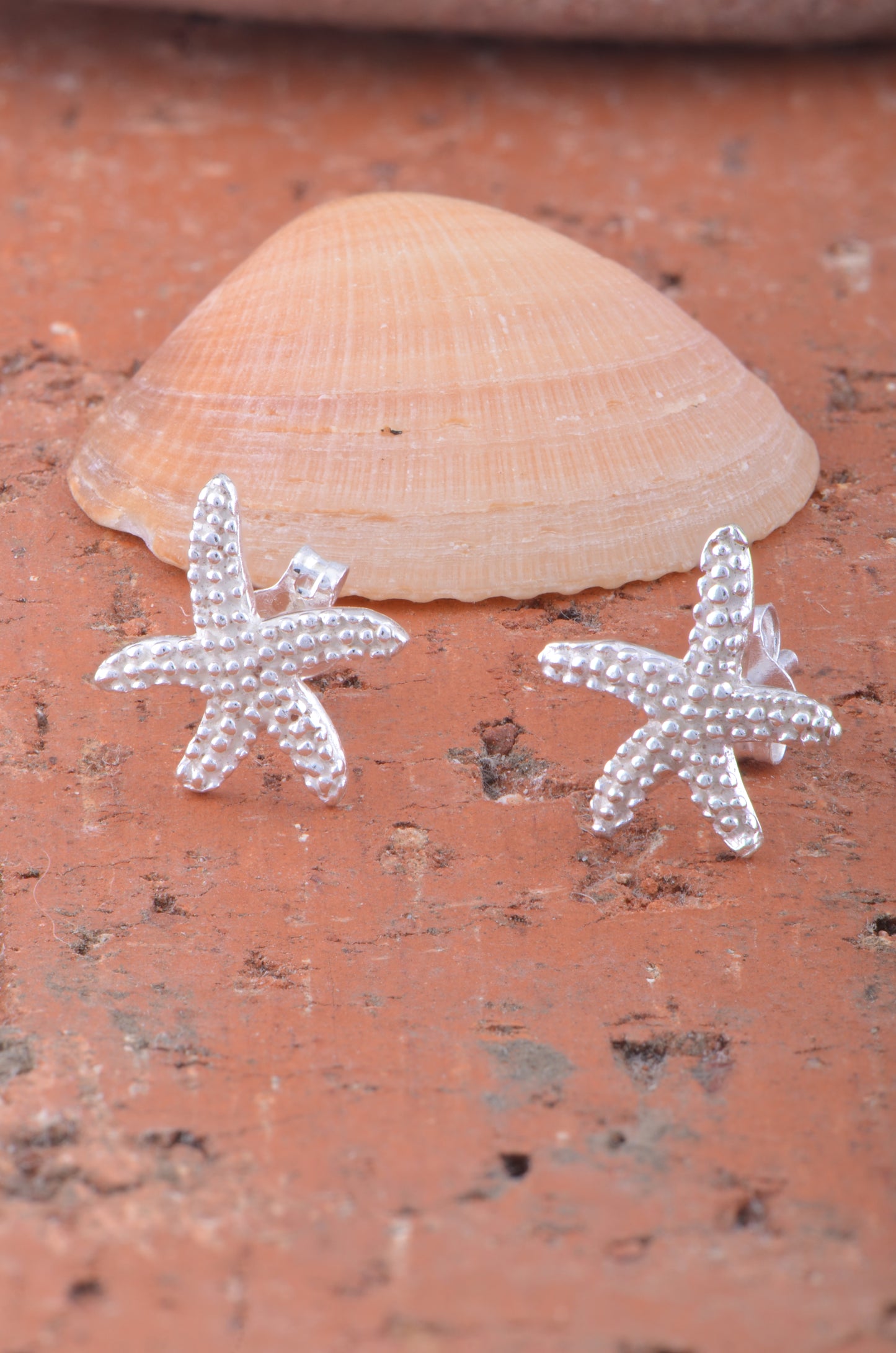 Sterling Silver Womens Elegant Tropical Starfish Stud Earrings