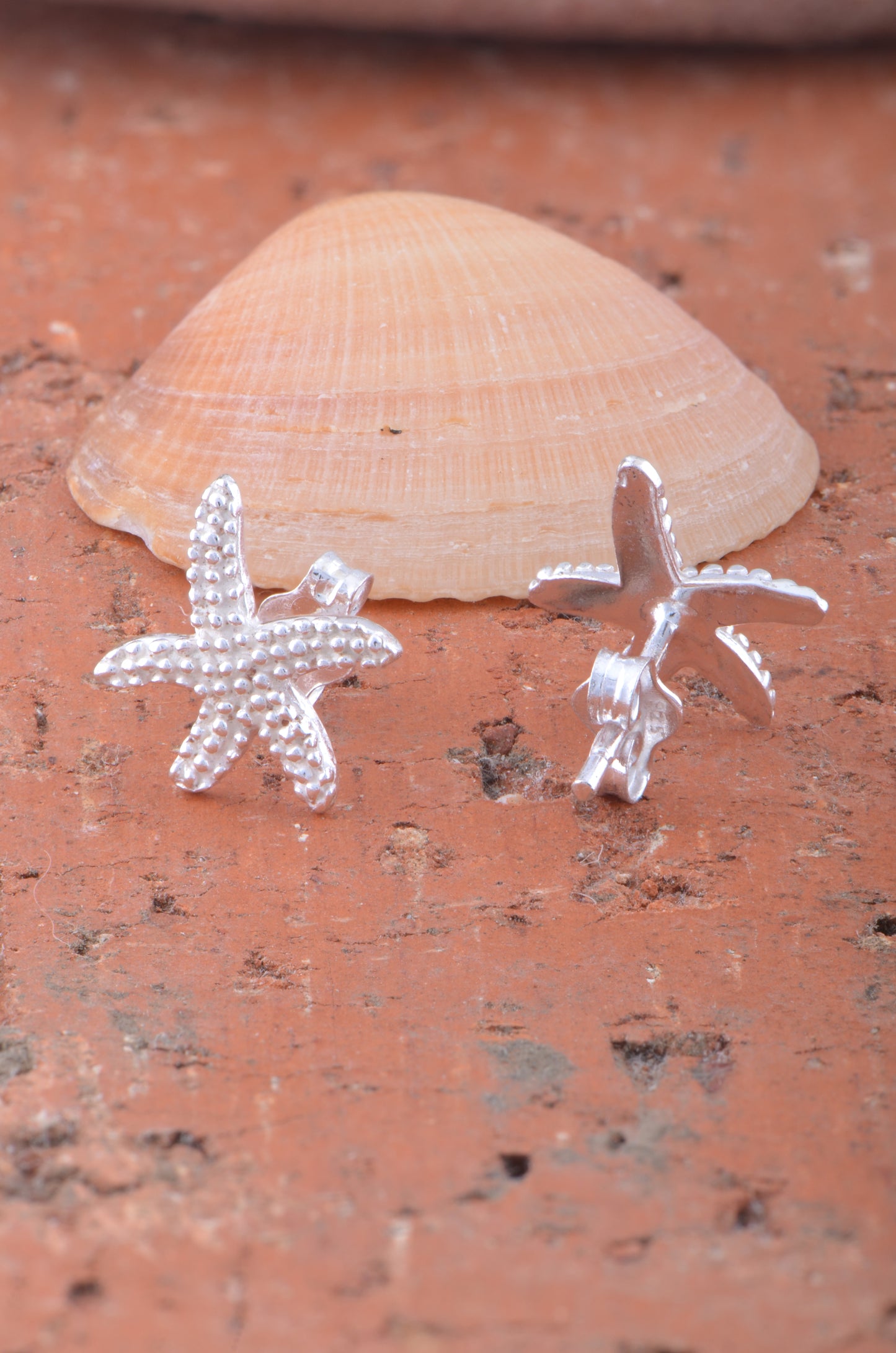 Sterling Silver Womens Elegant Tropical Starfish Stud Earrings