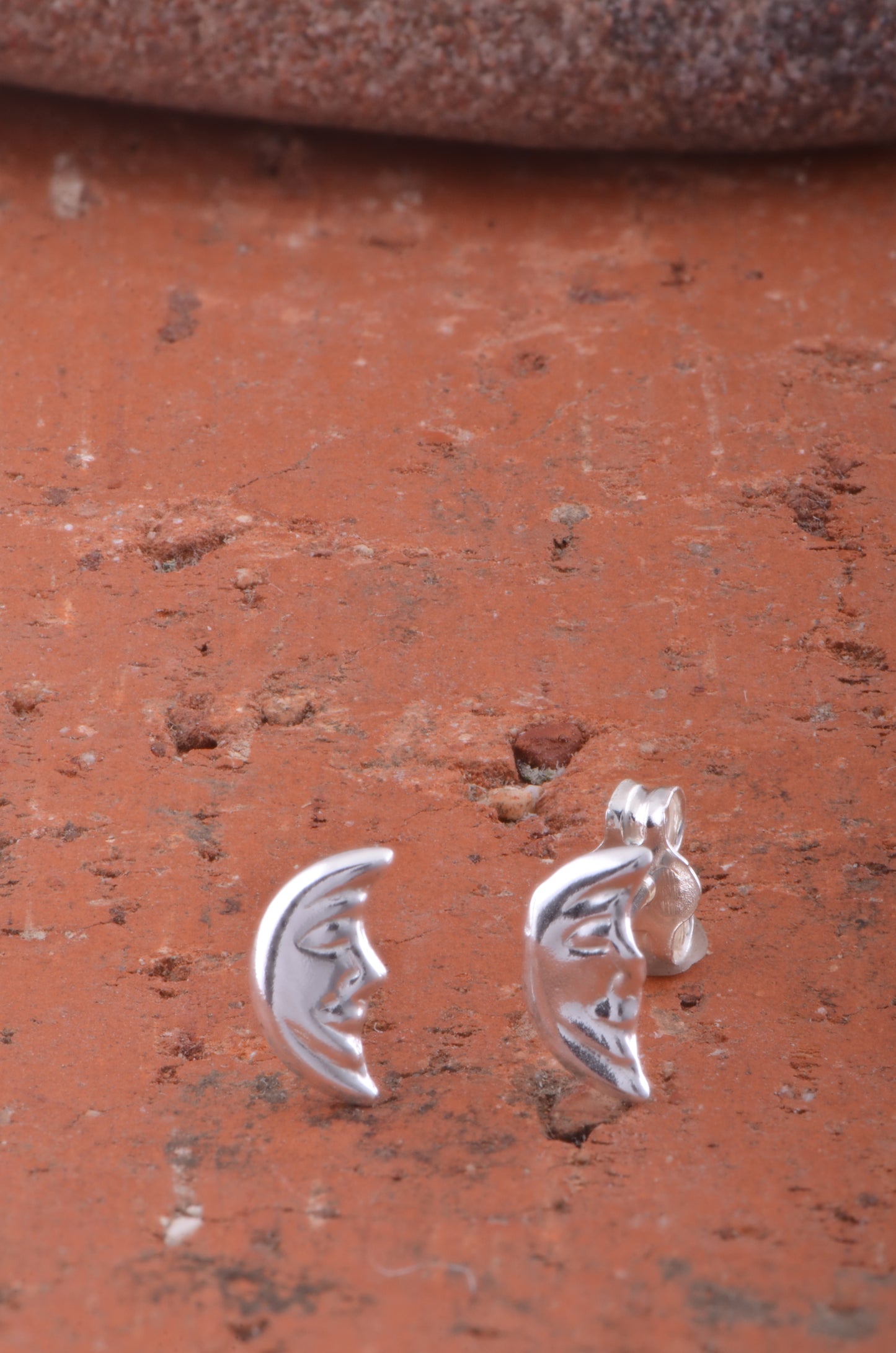 Sterling Silver Ladies Dainty Smiling Crescent Moon Stud Earrings