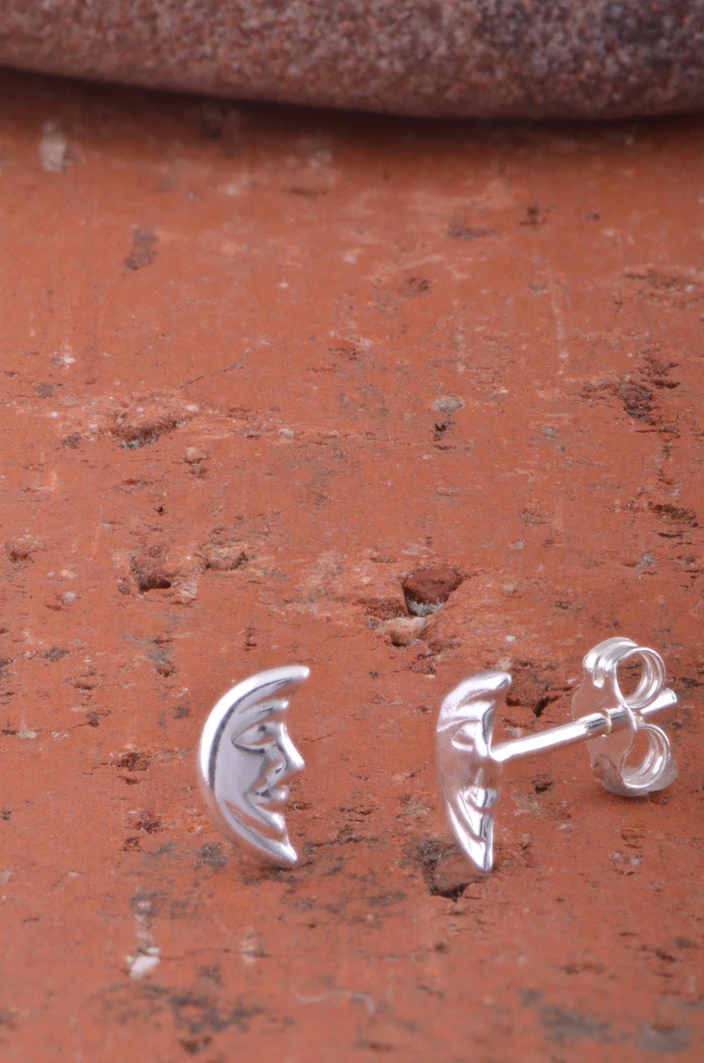 Sterling Silver Ladies Dainty Smiling Crescent Moon Stud Earrings