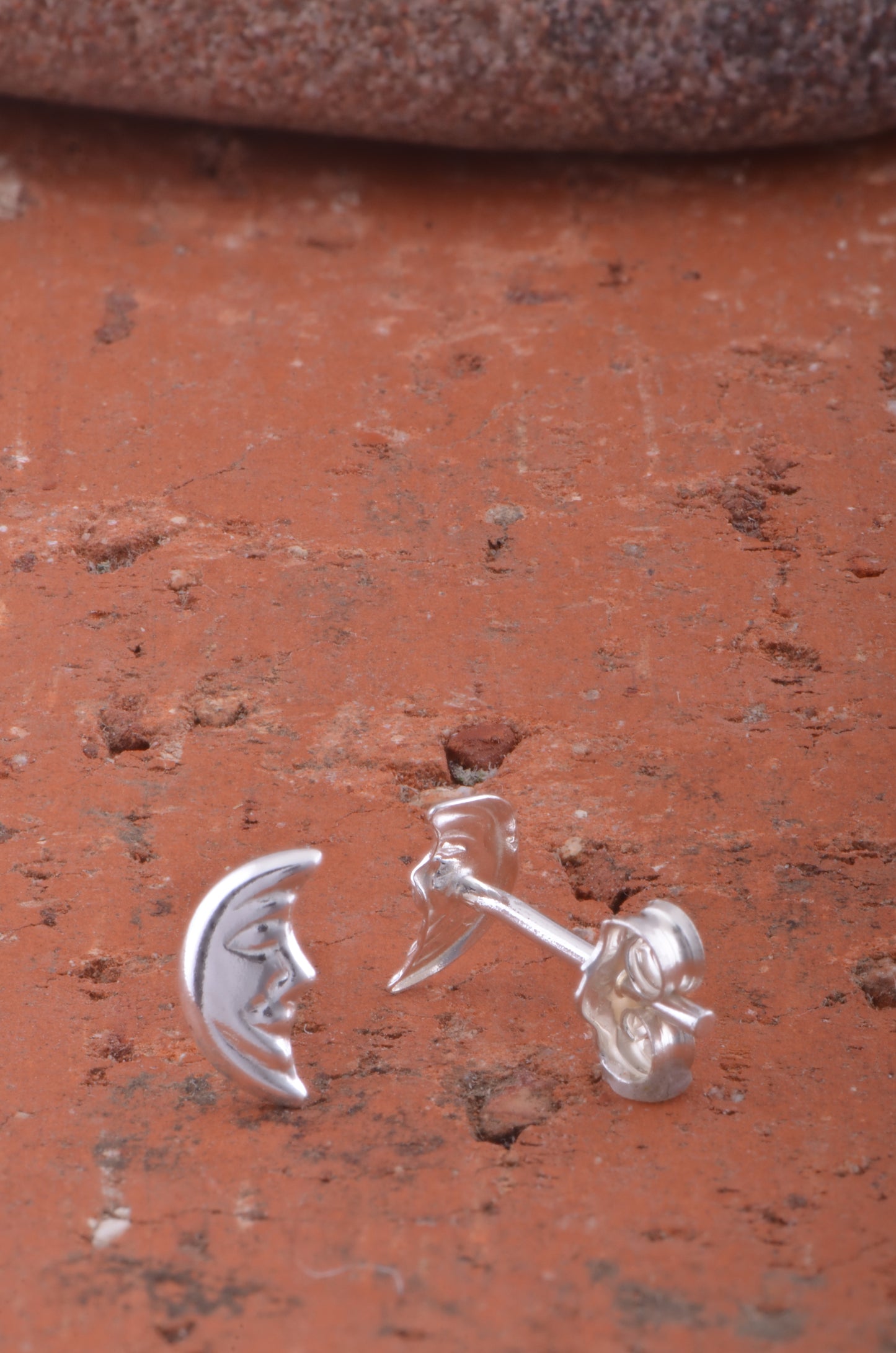 Sterling Silver Ladies Dainty Smiling Crescent Moon Stud Earrings