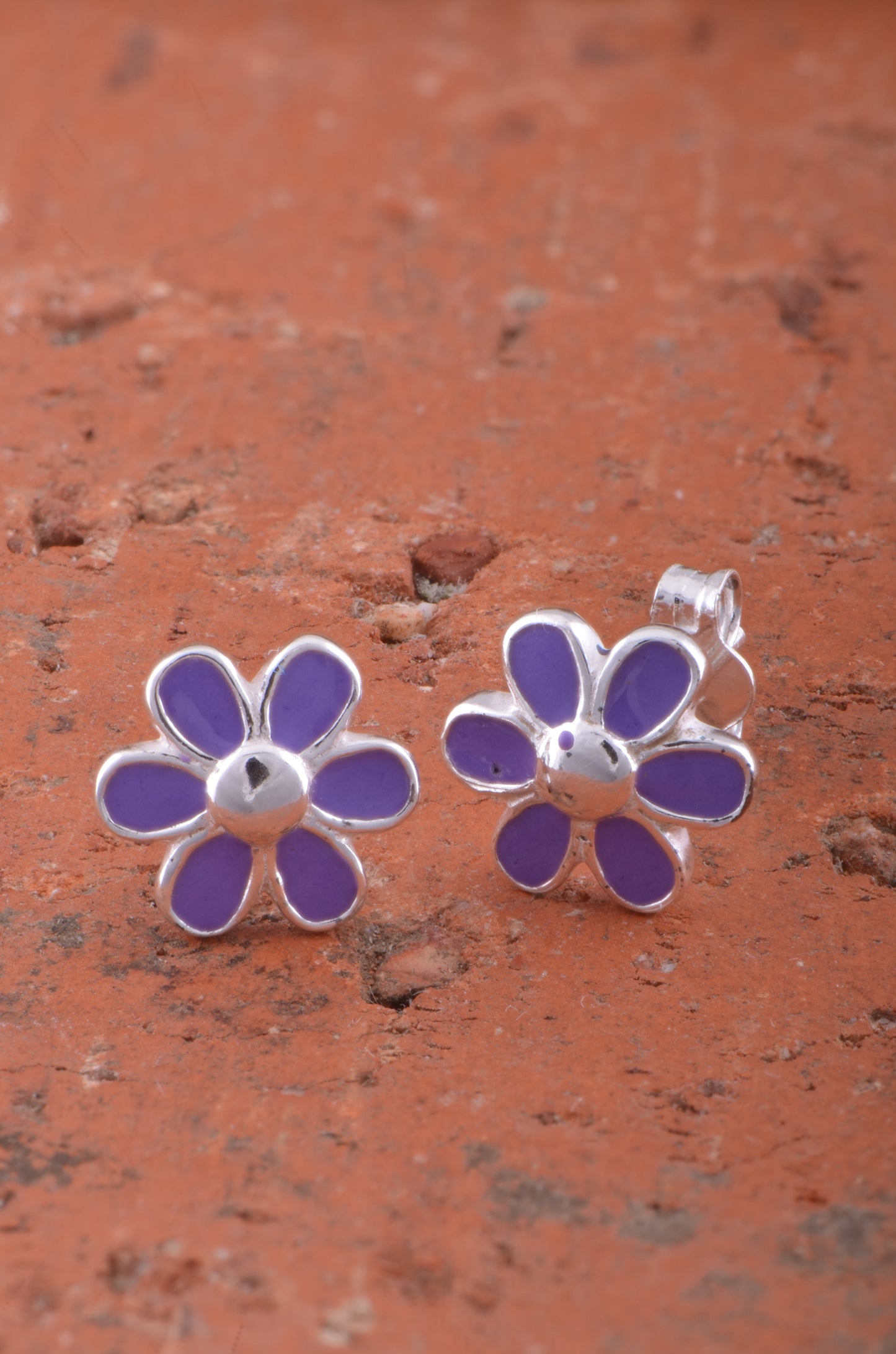 Sterling Silver Girls Dainty Purple Daisy Flower Stud Earrings - 8mm