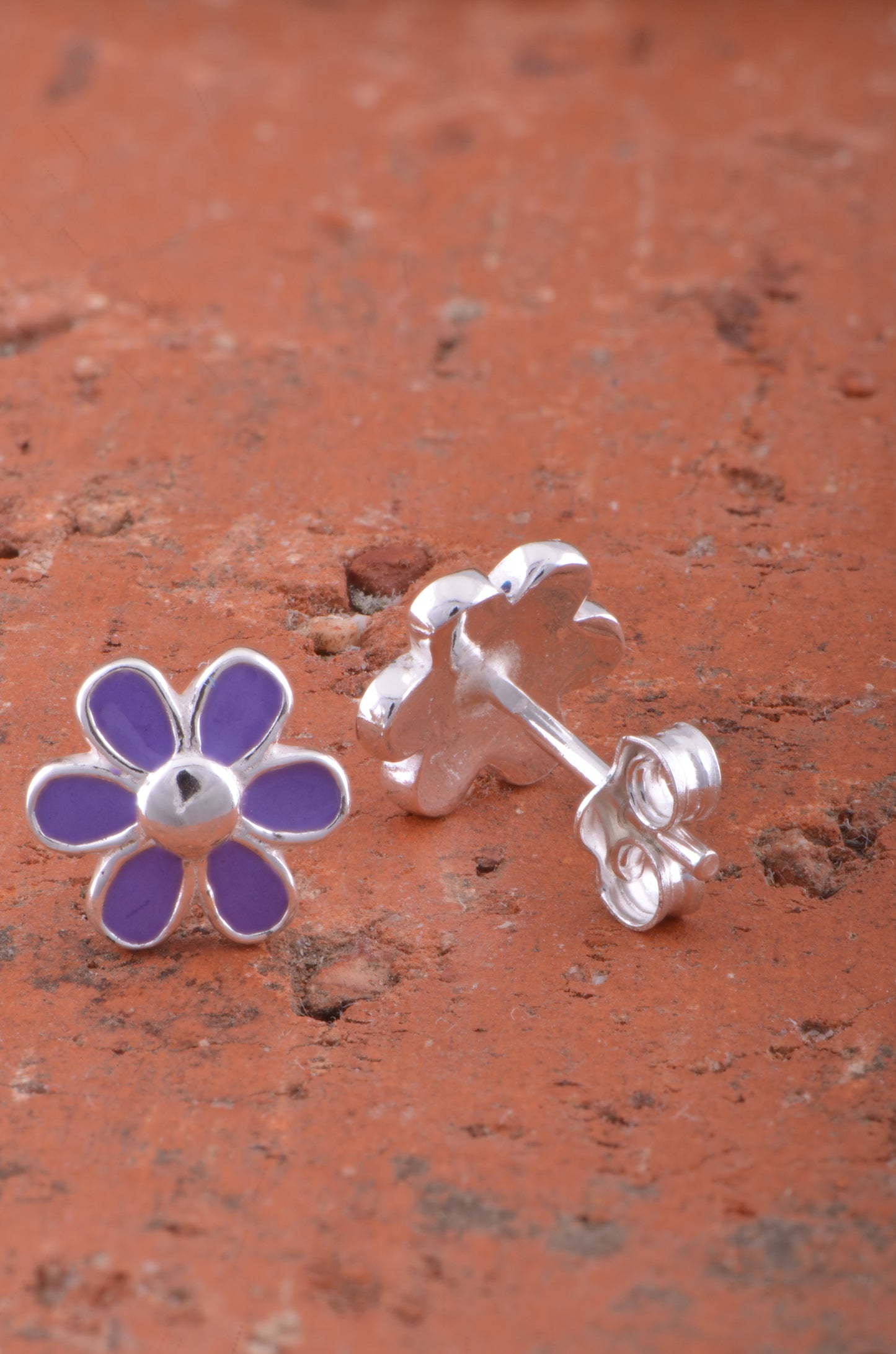 Sterling Silver Girls Dainty Purple Daisy Flower Stud Earrings - 8mm