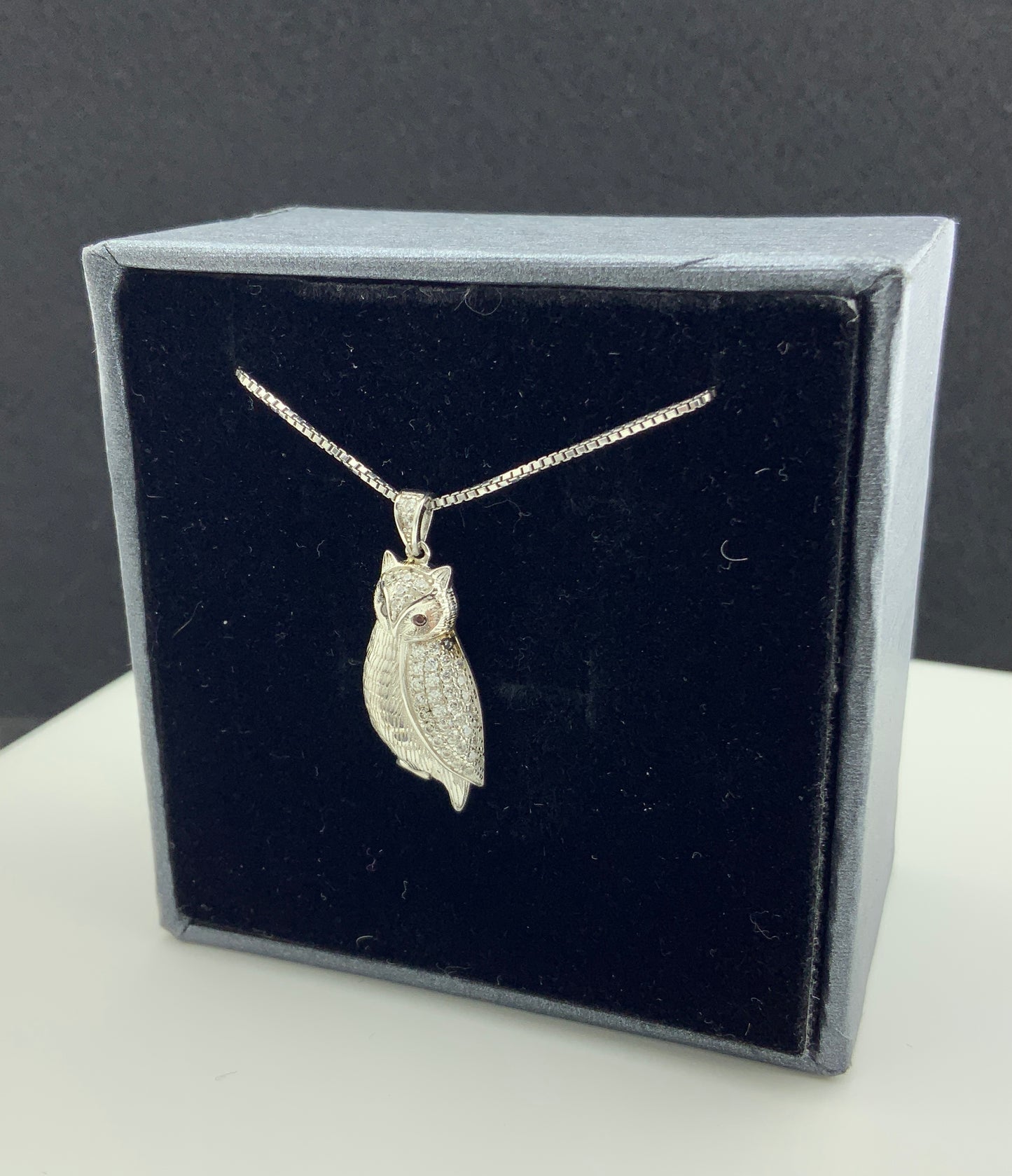 White Gold Vermeil Sterling Silver Ladies Cz Owl Charm Necklace 18"