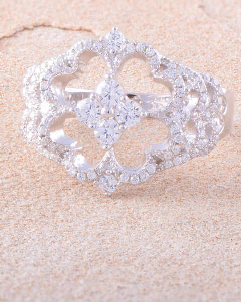 White Gold Over Sterling Silver Ladies Retro Cz Heart Clover Ring