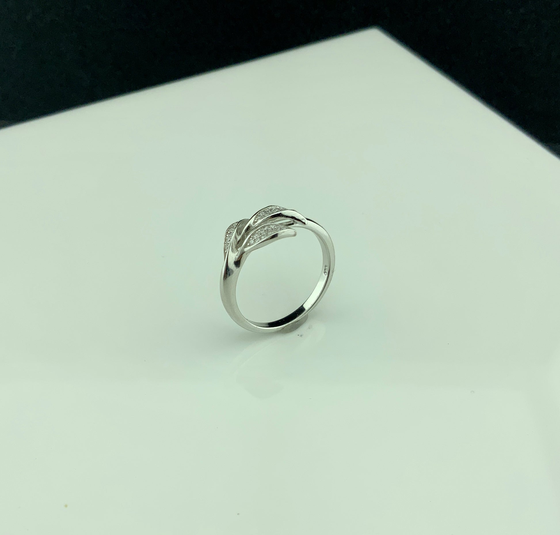 Sterling Silver CZ Art Leaf Ring