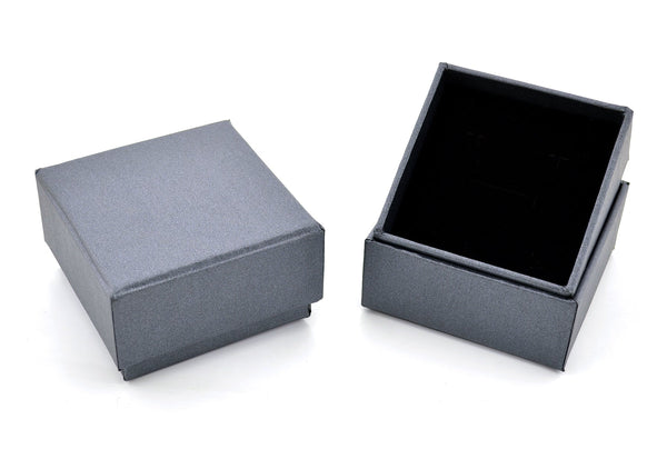 Hypoallergenic Stainless Steel Unisex Traditional Cross Necklace - Round 2.5mm Box Chain